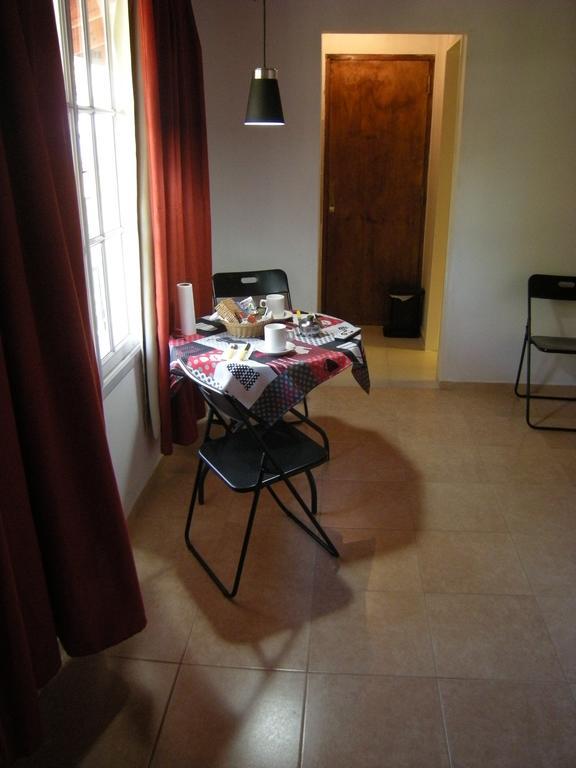 2 Pax Dptos Villa Rumipal
